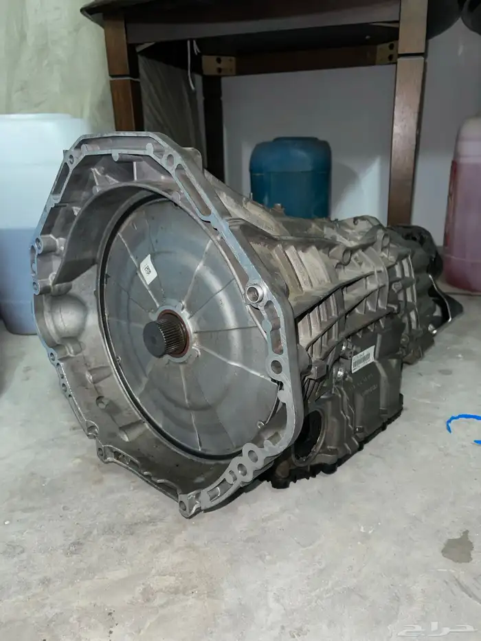 للبيع قطع BMW M5 F10 2