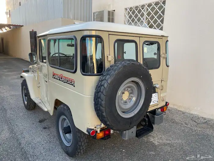 جيب مصندق 1984LX 4