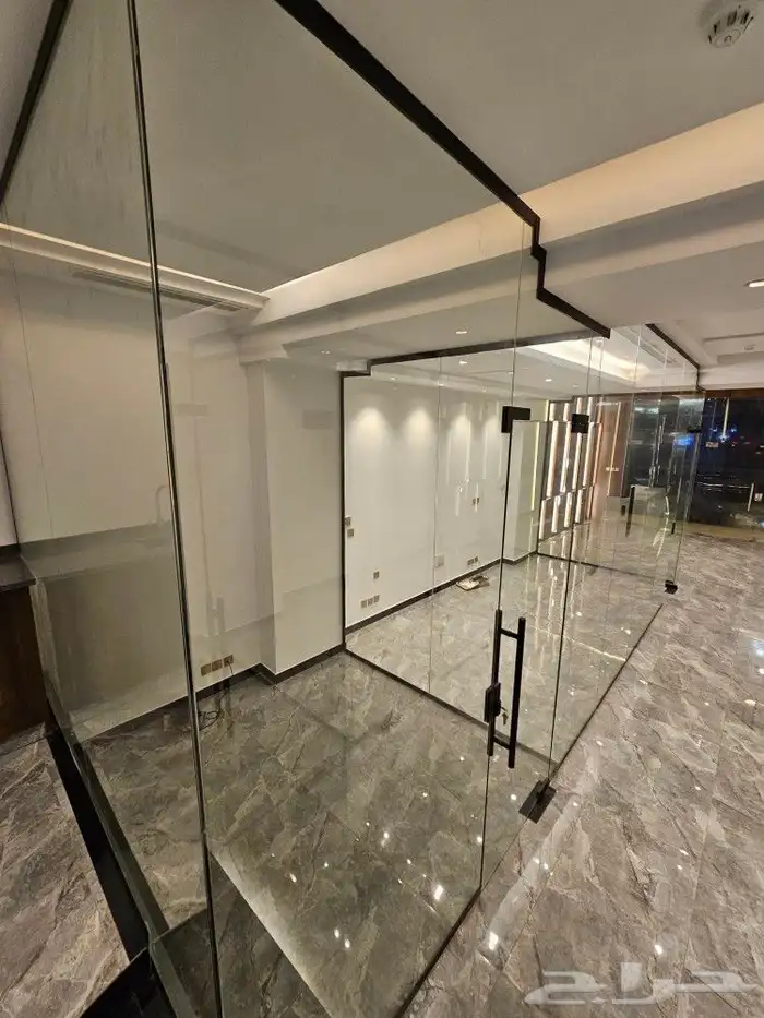 للايجار مكاتب ومعارض إدارية تجارية FOR RENT 0
