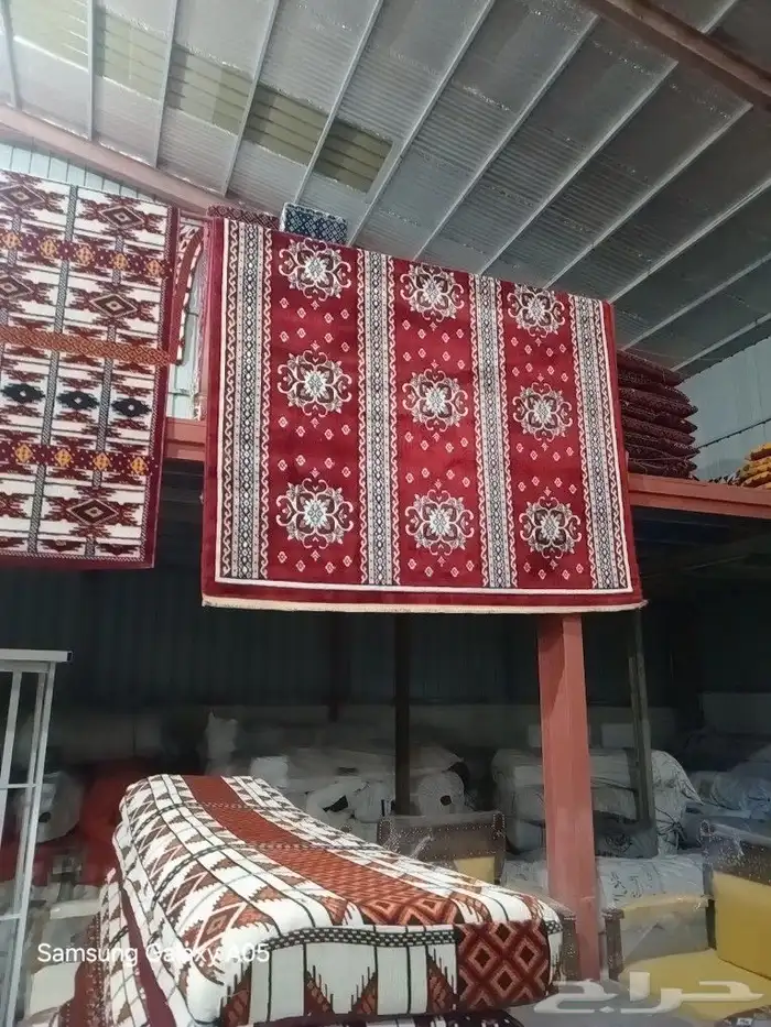 طاولات وكراسي 18