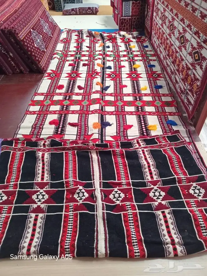 طاولات وكراسي 15