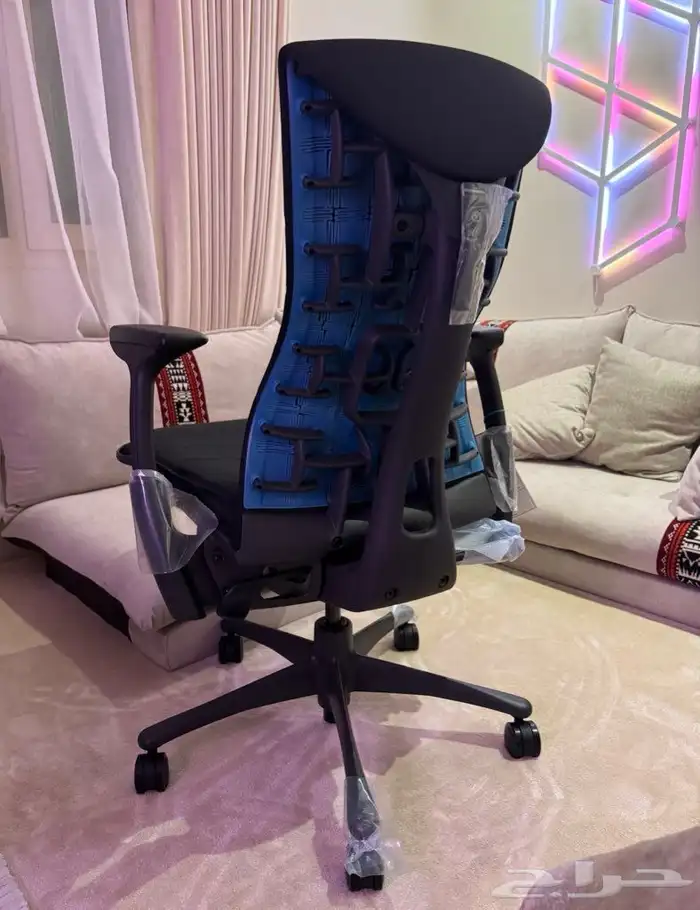 Herman Miller Gaming Logitech هيرمان ميلر كرسي جيمنج 3