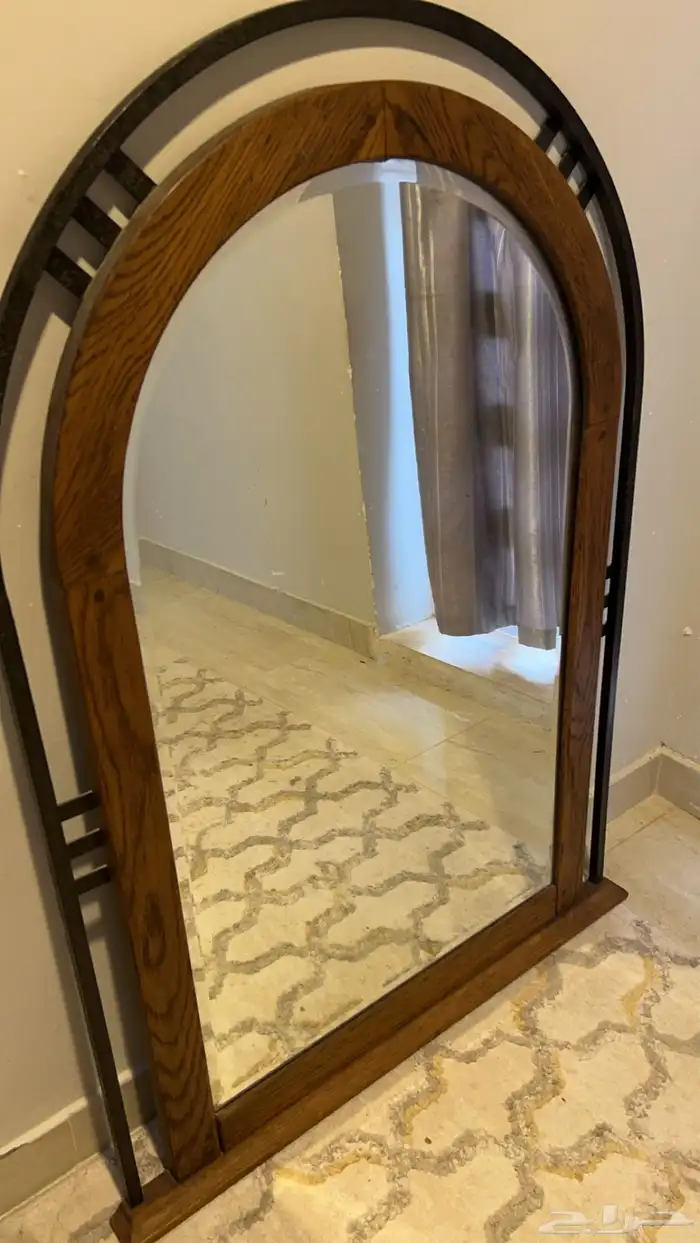 مرايا حائط خشبيه 0