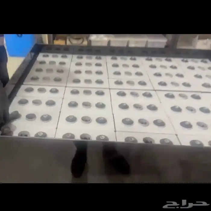 يوجد لدينا بطاريات رافعات كهربائية فوركليفت كهربائية 2