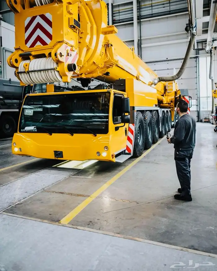 Crawler crane 650 tons 2