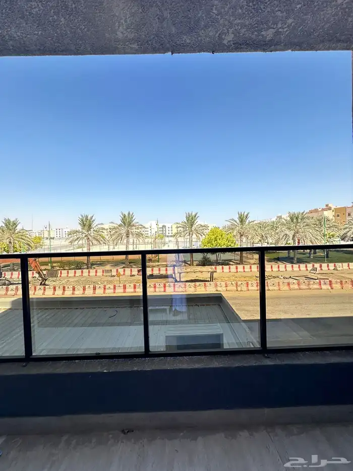 شقق جديده وفاخره بحي الزهور بالدمام بسعر 560 الف 1