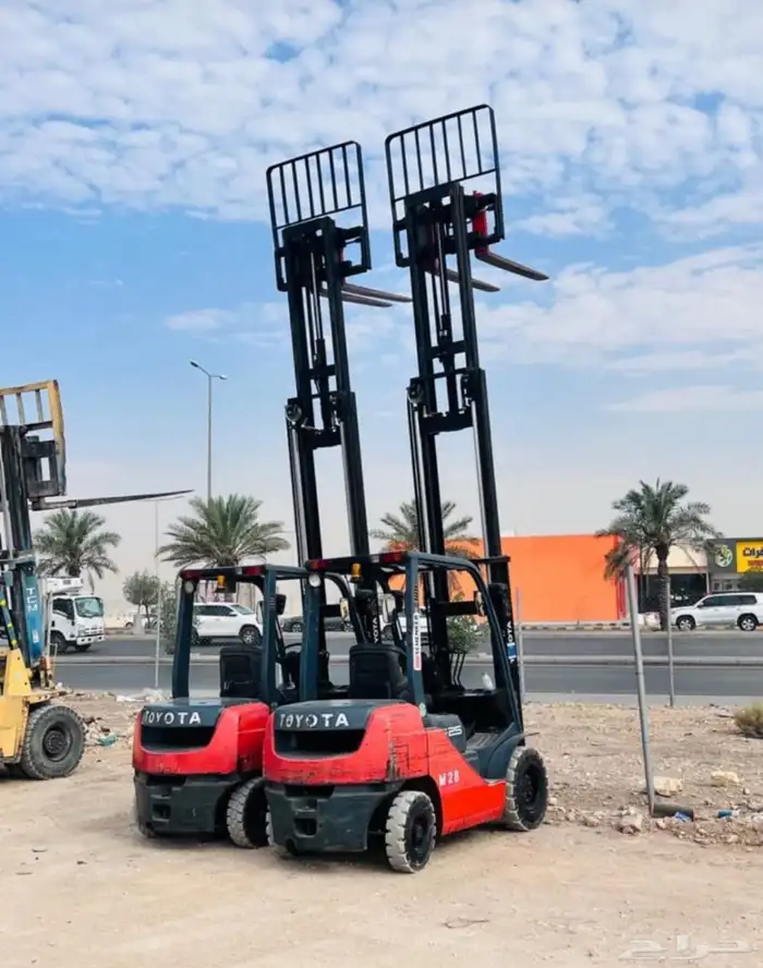 فور كلفت رفعات شوكية كرينات للاجار اليومي والشهري والمشاوير 1