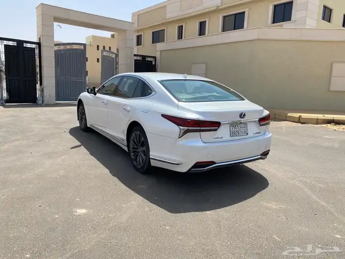 لكزس ال اس Ls500 سيدان 2018 4
