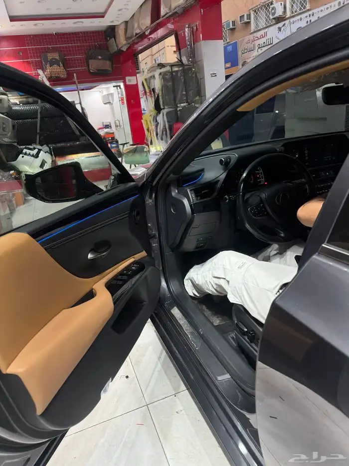 أناره داخلي لكزس es 350 نفس الوكاله موديل 2023 6