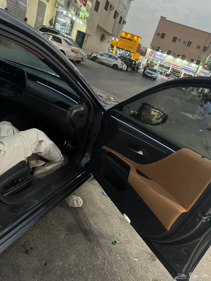 أناره داخلي لكزس es 350 نفس الوكاله موديل 2023 2