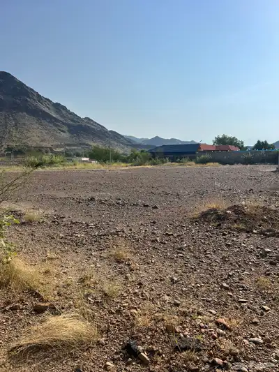 ارض للبيع مساحه كبيره محايل عسير 0