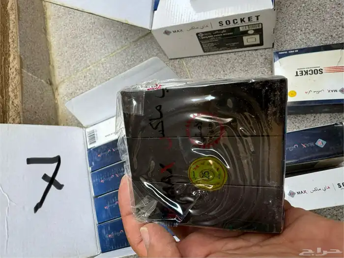 ليد مفاتيح كهربائية دينموتماتيك شبكه ماء 7