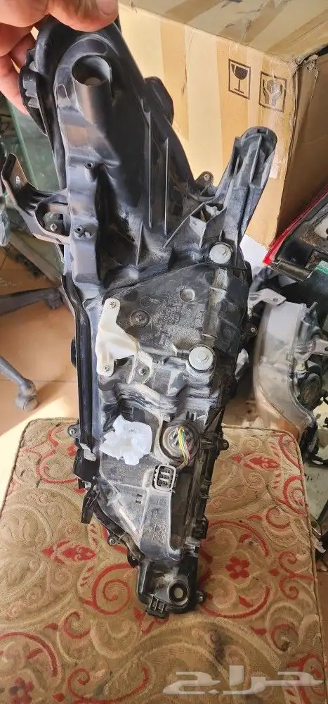 شمعات كامري من 2018 الى 2024 اصلي وكاله 3