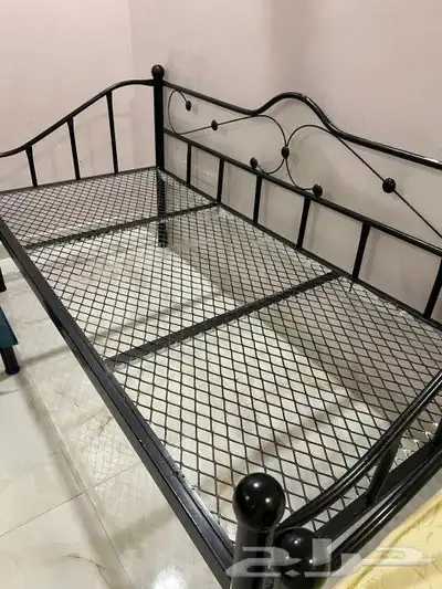 5 كراسي الواحد 200 مع فراشه 0