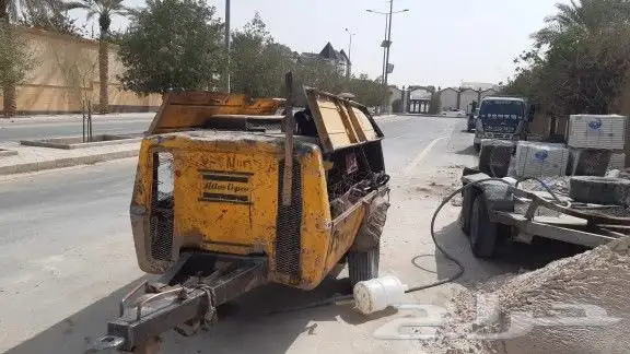 كمبروسر تكسير ورش رمل وتنظيف حديد وبوبكات لليجار ورصاصه 0