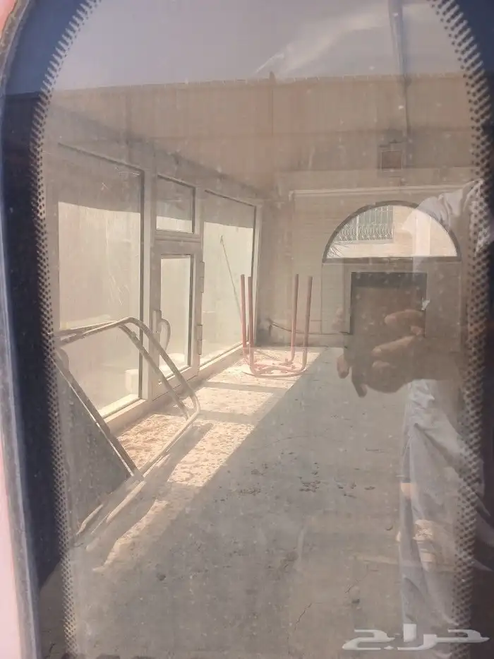 فودتراك للبيع 2