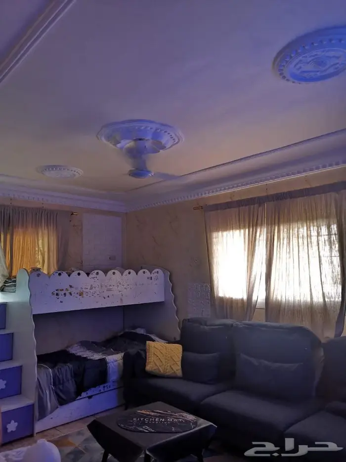 للبيع عمارة 3 أدوار بوسط الطائف حي الخالدية على ممر درج 1