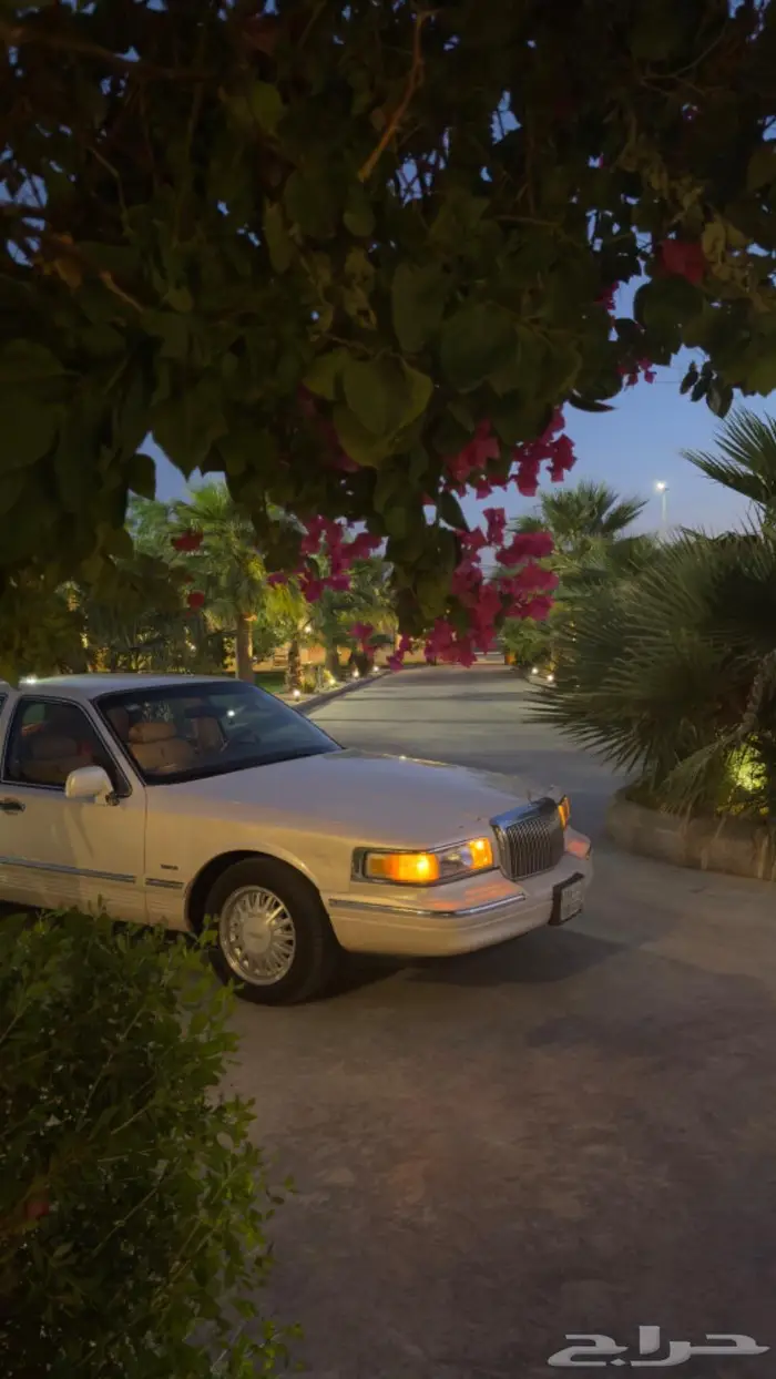 لنكولن تاونكار 1997 10