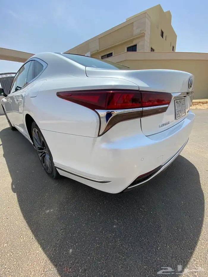 لكزس ال اس Ls500 سيدان 2018 14