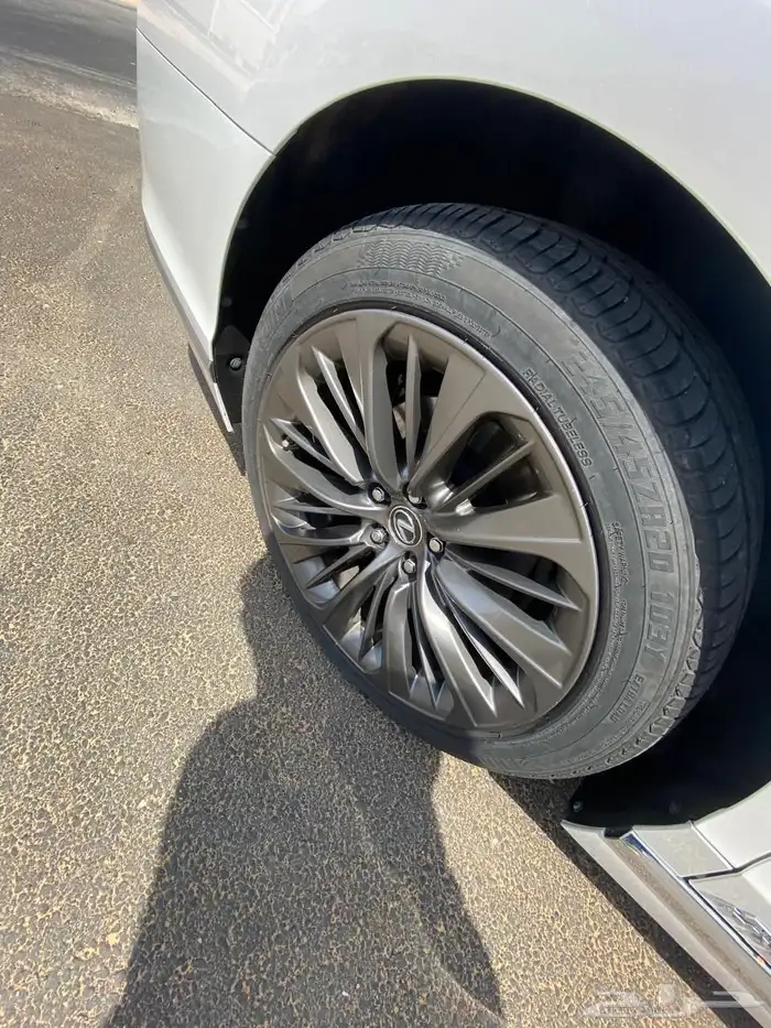 لكزس ال اس Ls500 سيدان 2018 11