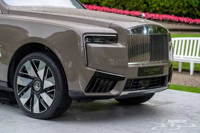 جنوط رولز رويس كولينان 2025 11