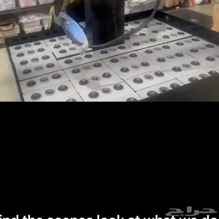 يوجد لدينا بطاريات رافعات كهربائية فوركليفت كهربائية 4