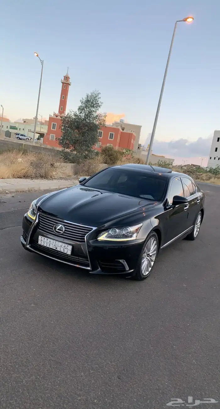 لكزس LS460 موديل 2014 16