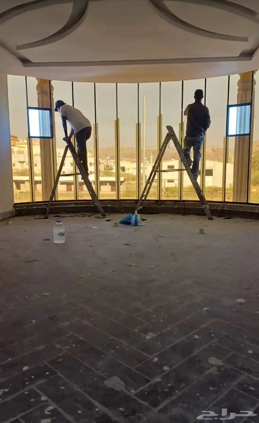 زجاج دربزين ودبل اجلاس ومحلات تجاريه 24