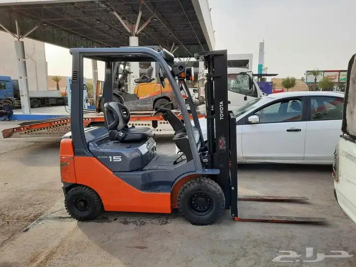 رافعه شوكيه فوركلفت فور كلفت للايجار سكينه رفاعه forklift 2