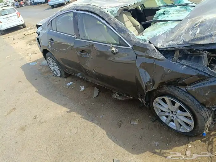 مازدا 6 2017 للبيع قطع غيار فقط 7