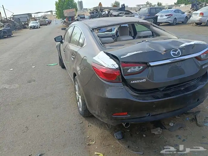 مازدا 6 2017 للبيع قطع غيار فقط 2