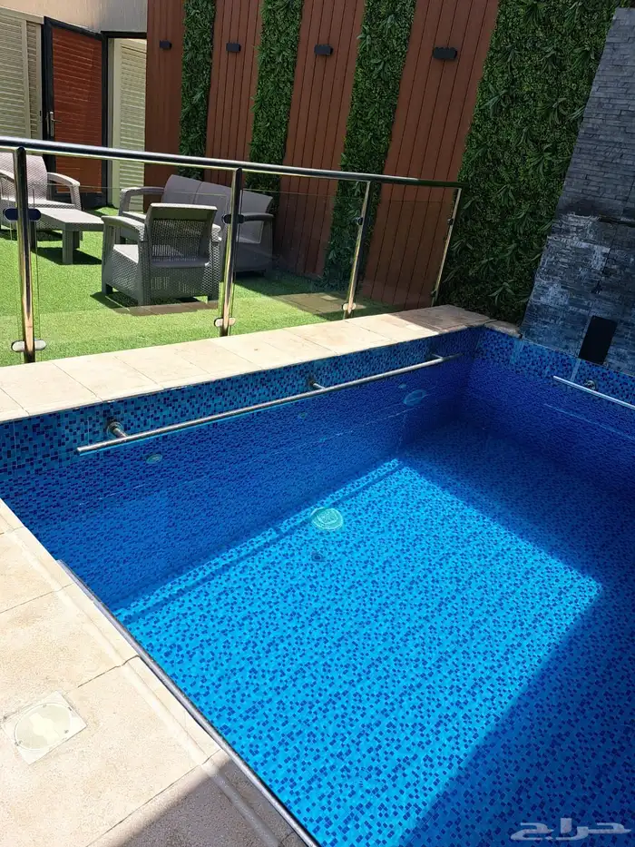 حداد استيل استانلس جميع زجاج مسابح 51