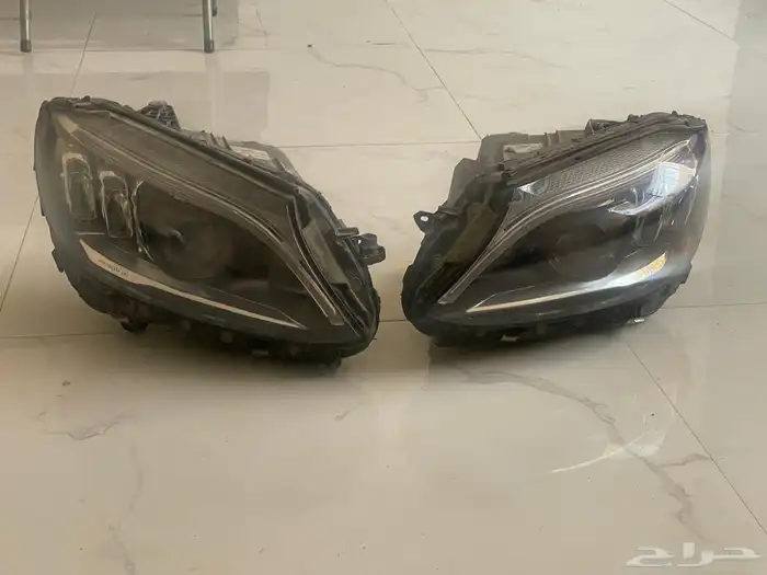 شمعات اماميه مرسيدس كوبيه C300 موديل 2021 5