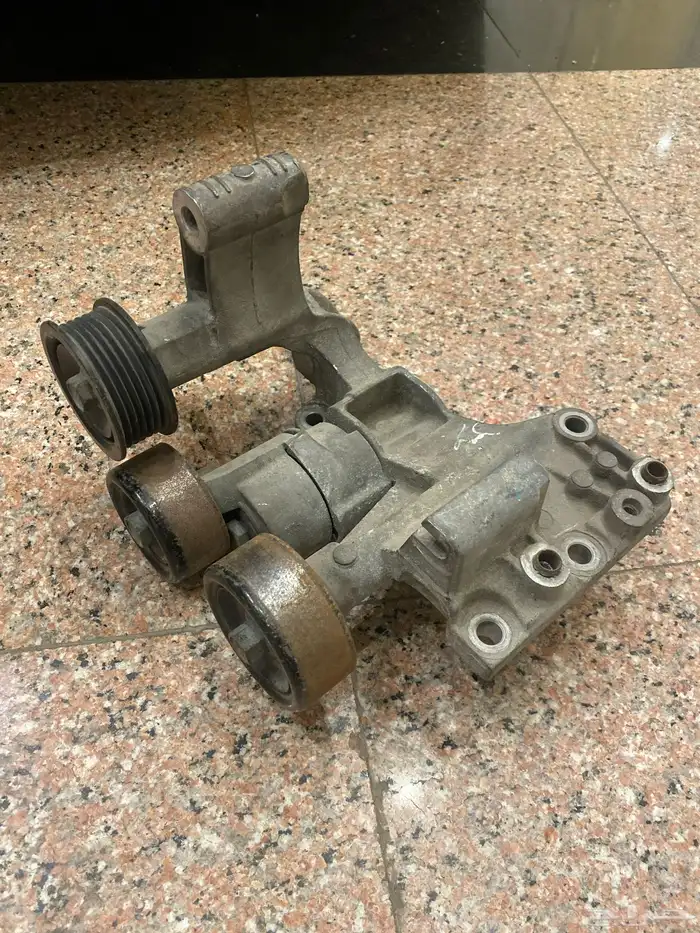 قطع اصليه مستوردة من دبي سوناتا موديل 2009-2015 1