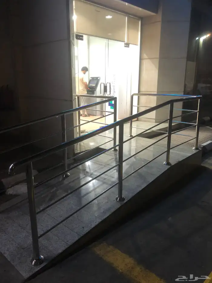 حداد استيل استانلس جميع زجاج مسابح 16