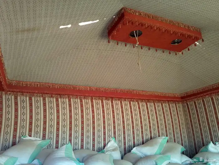 بيت شعر ملكية 5 4 1