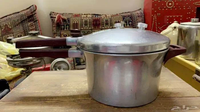 للبيع قدر كاتم تيربو الماني نادر قديم 1