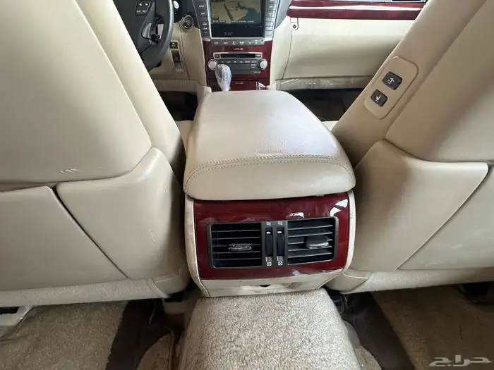 لكزس LS 460 موديل 2011 9