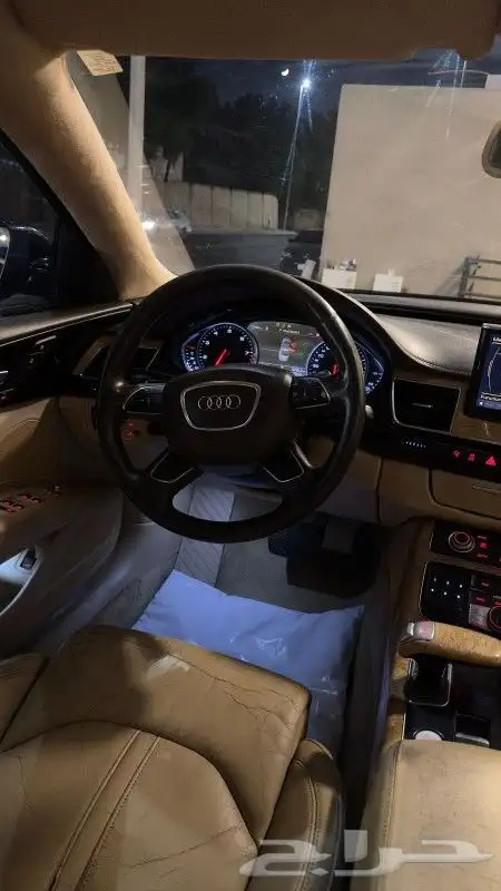 اودي2012 A8 8