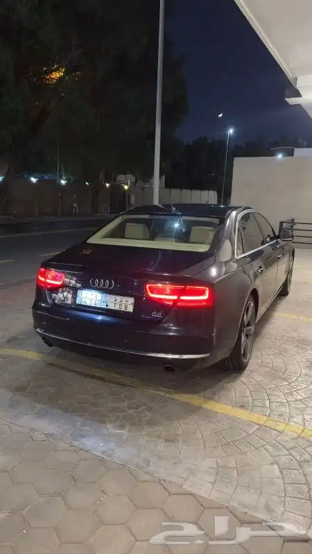 اودي2012 A8 3
