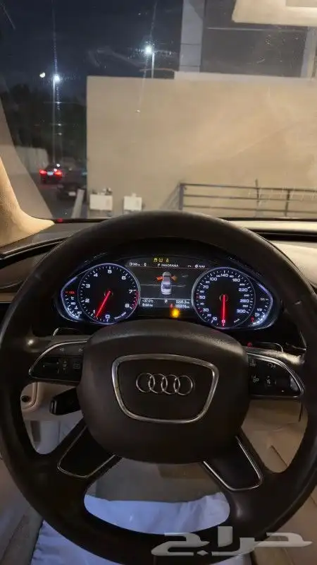 اودي2012 A8 4