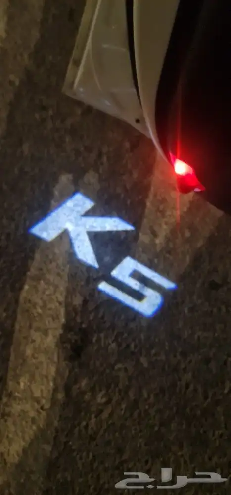لمبات ترحيب شعار ل كيا K5 تركب مكان لمبة باب الوكالة 1