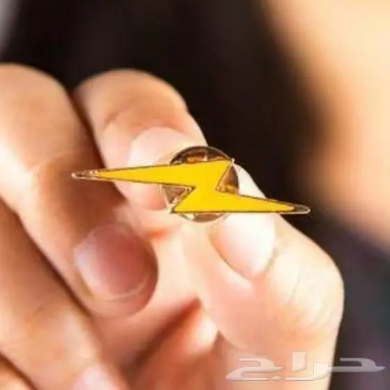 بروشات بأشكال مميزة 24
