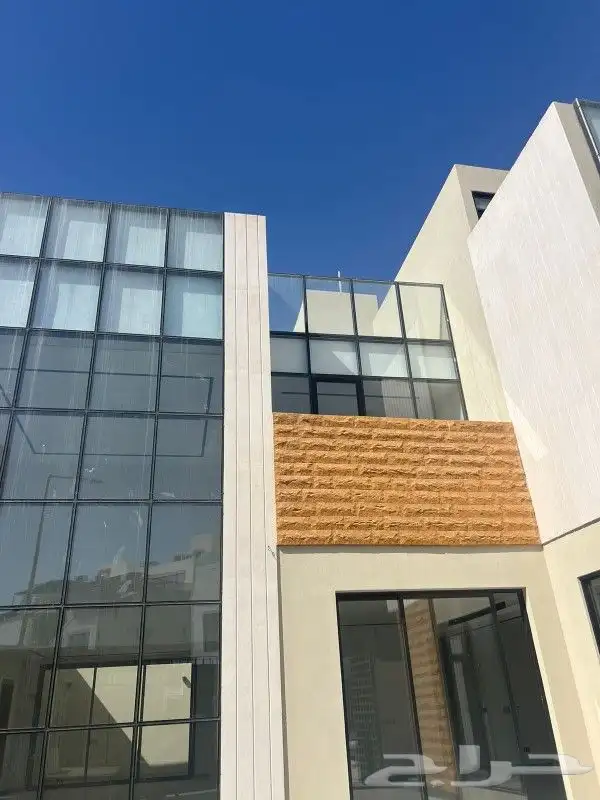 المنيوم شبابيك وواجهات ستركشر وغرف سكاي لاين 9