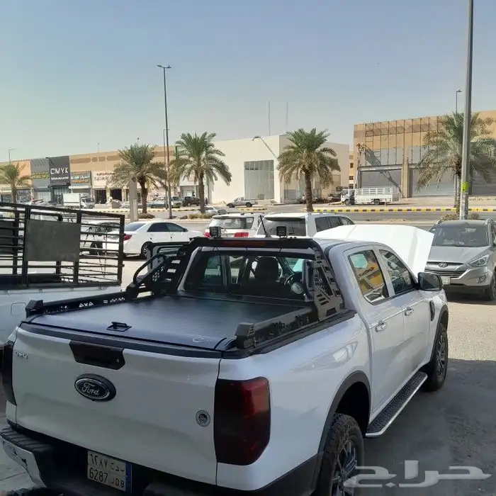 غطاء حوض فورد رينجر 2023 قابل للسحب 6