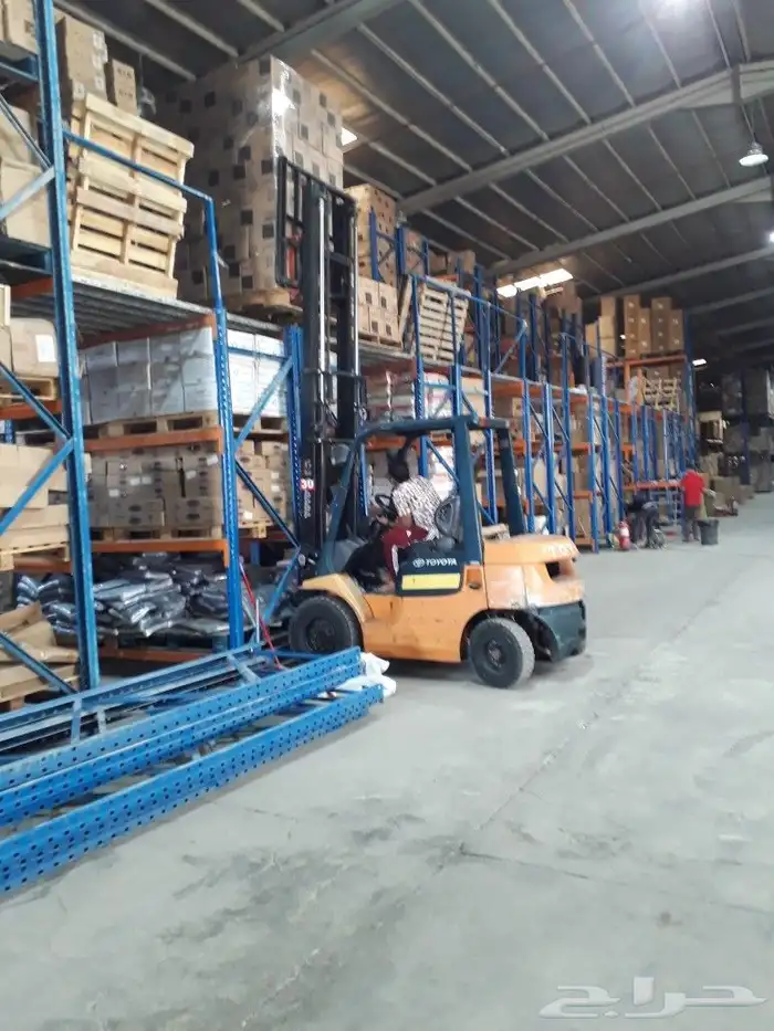رافعه شوكيه فوركلفت فور كلفت للايجار سكينه رفاعه forklift 4