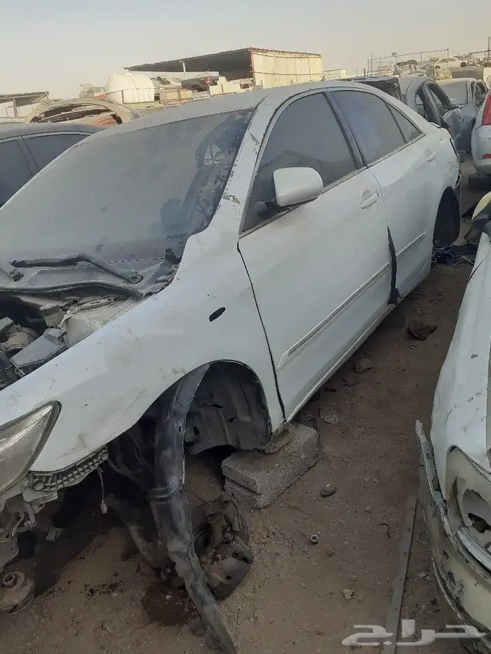 بيع قطع غيار كامري مديل 2010 كير عادي مسقطه 2