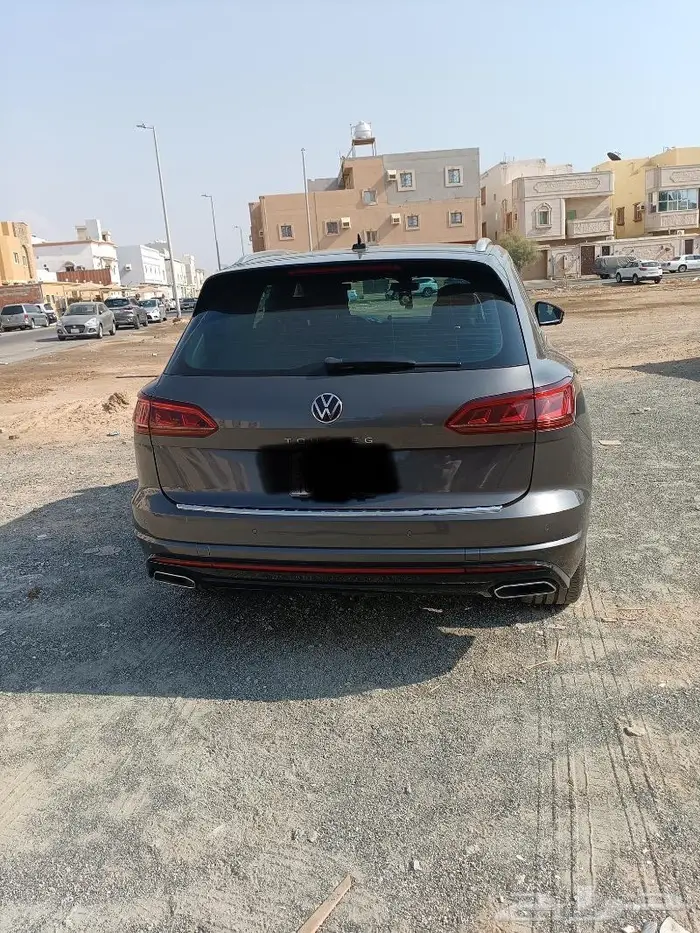 طوارق للبيع 1