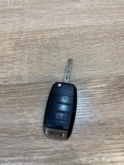 ريموت كيا نظيف اصلي وكالة للبيع 0