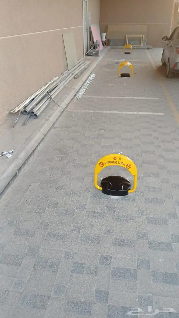 موقف السيارات 1
